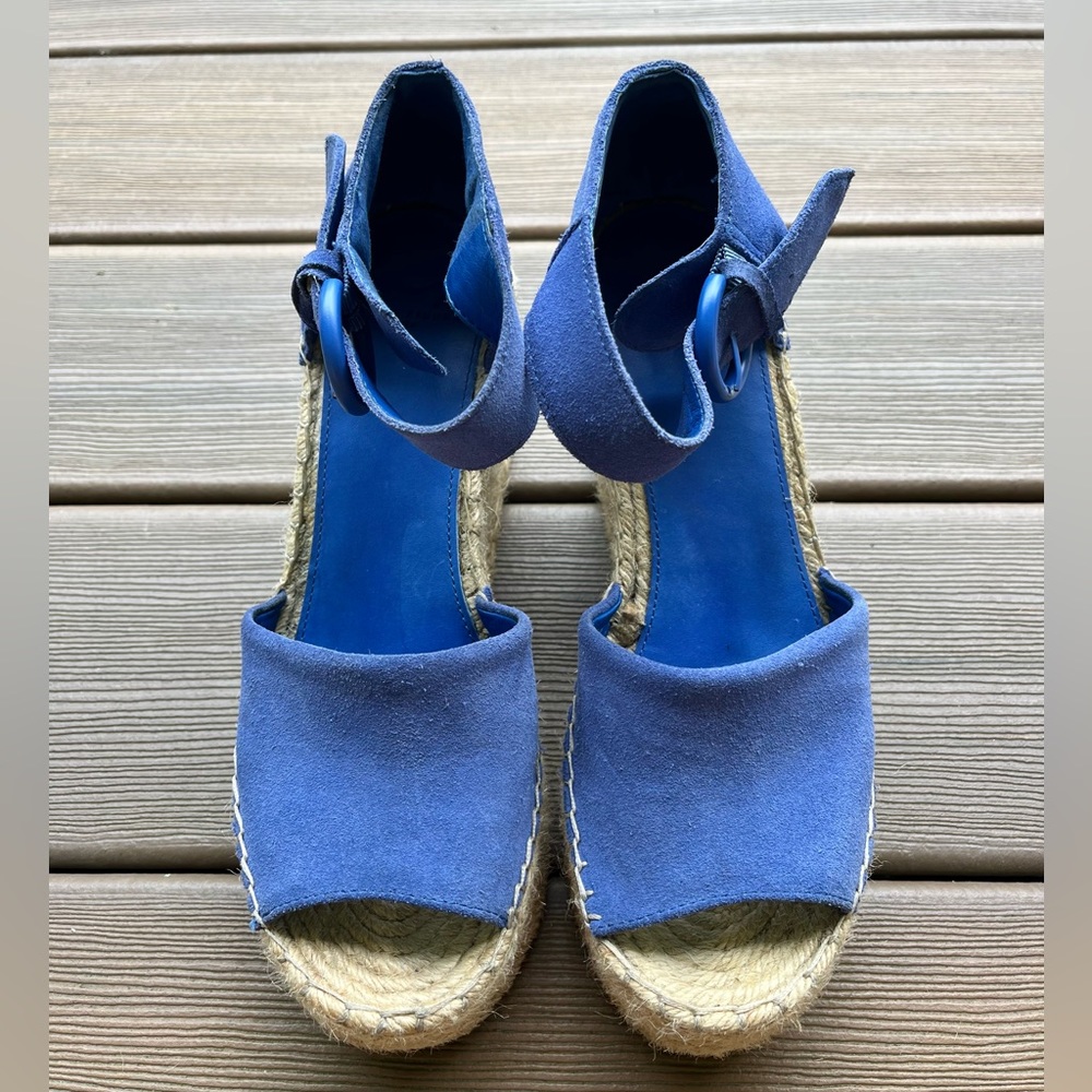 MARC FISHER ESPADRILLE WEDGES